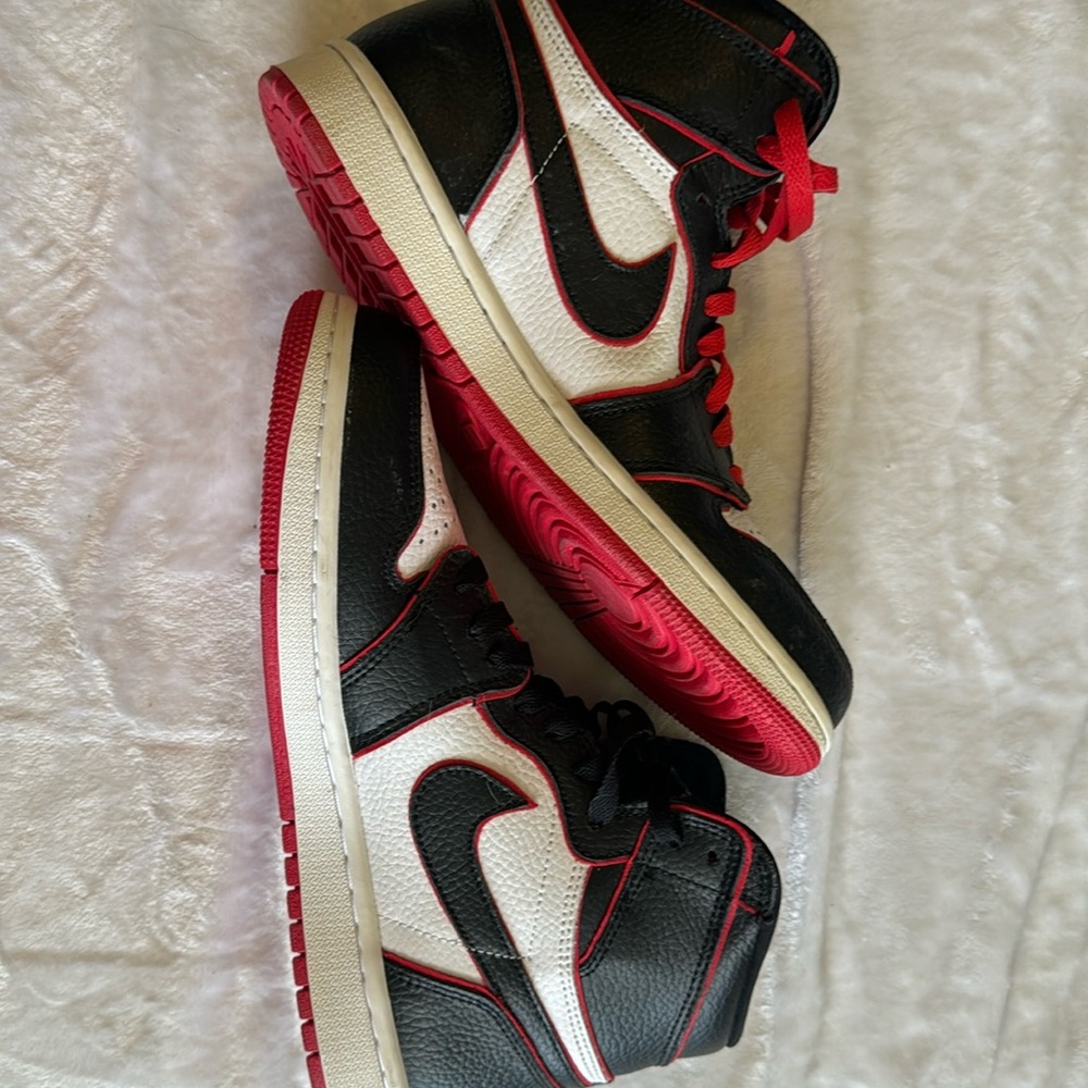 Size 7.5 Men